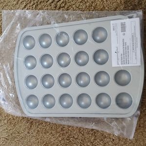 Pampered Chef Donut Hole Pan 100373